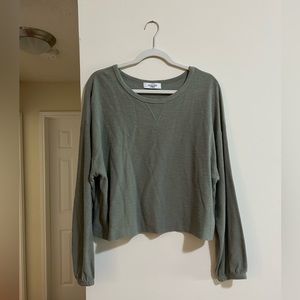 Carly Jean “"Kayce" Ribbed Long Sleeve Top
Olive / Large